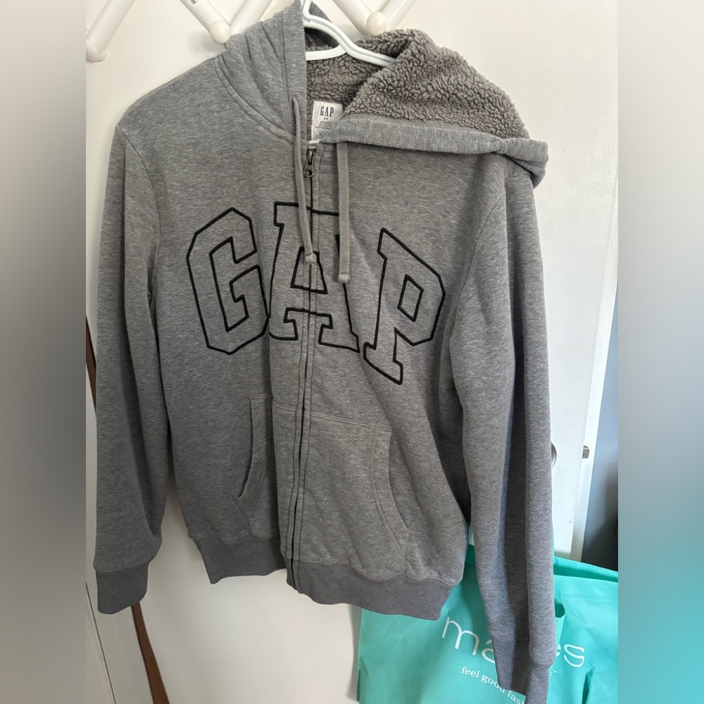 Gap hoodie